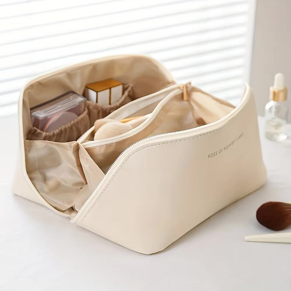 Kit Bag Make Up lady